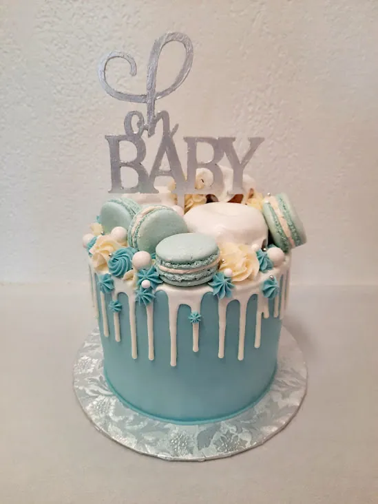 Baby shower cake